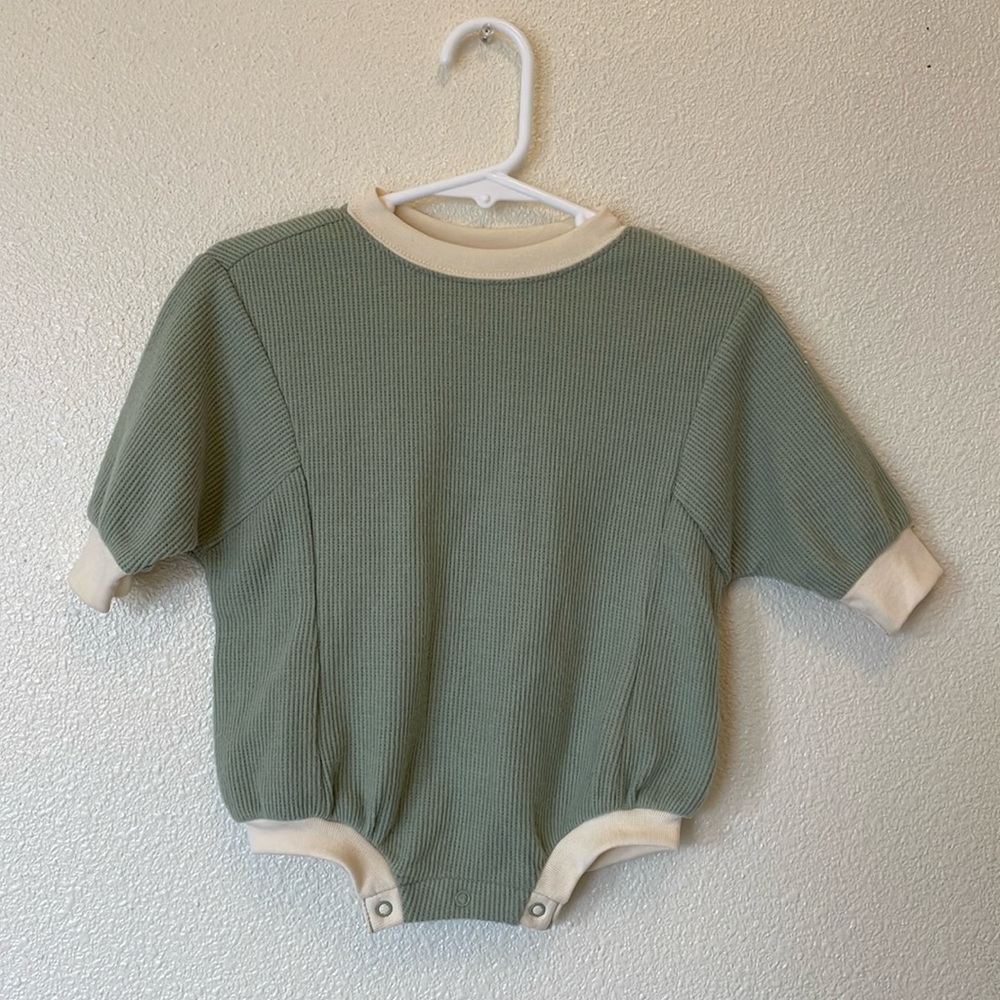 Cat & Jack waffle knit bubble romper size 3-6 months